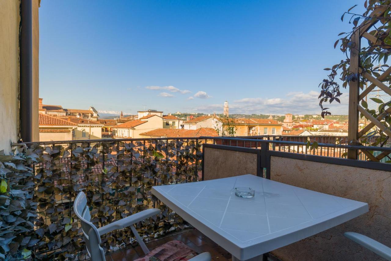 Central Apartment Behind The Arena Верона Екстериор снимка
